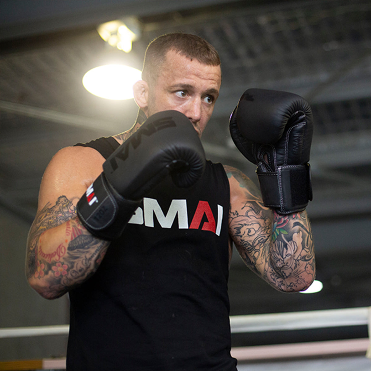 How Tight Should Boxing Gloves Be: Ultimate Fit Guide for Comfort