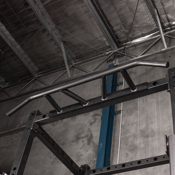 Weightlifting power rack chin up bar