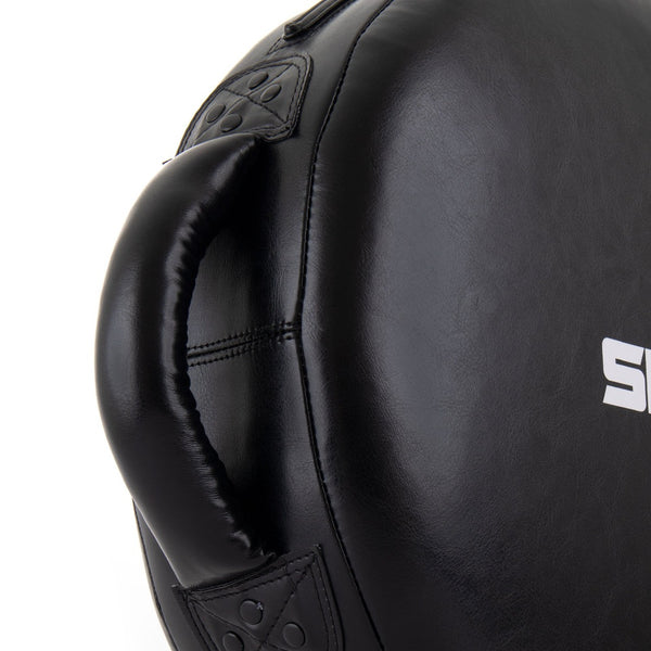 Round Boxers Shield - Dual Air Close up of Handle