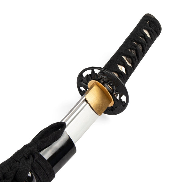 Tanto - High Carbon Black Close up of handle