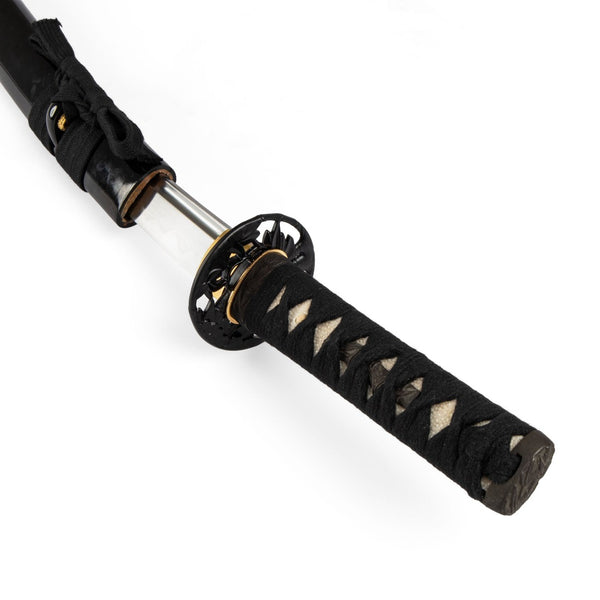 Tanto - High Carbon Black Close up of handle 2