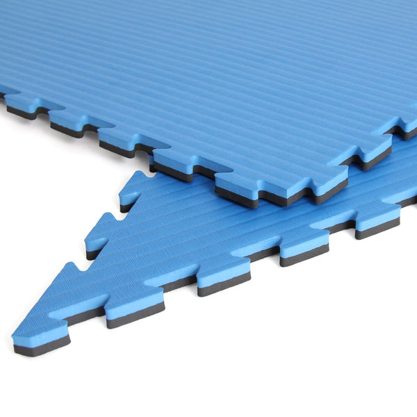 Octagon Jigsaw Mat - 2cm SMAI Close up blue and black 2