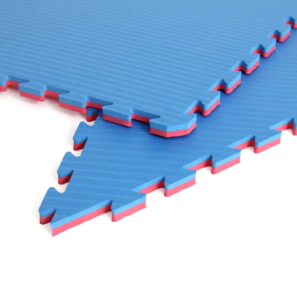 Octagon Jigsaw Mat - 2cm SMAI Blue and Red Close Up