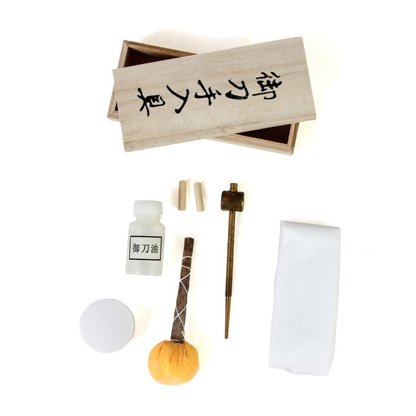 Sword Cleaning Kit Flay Lay