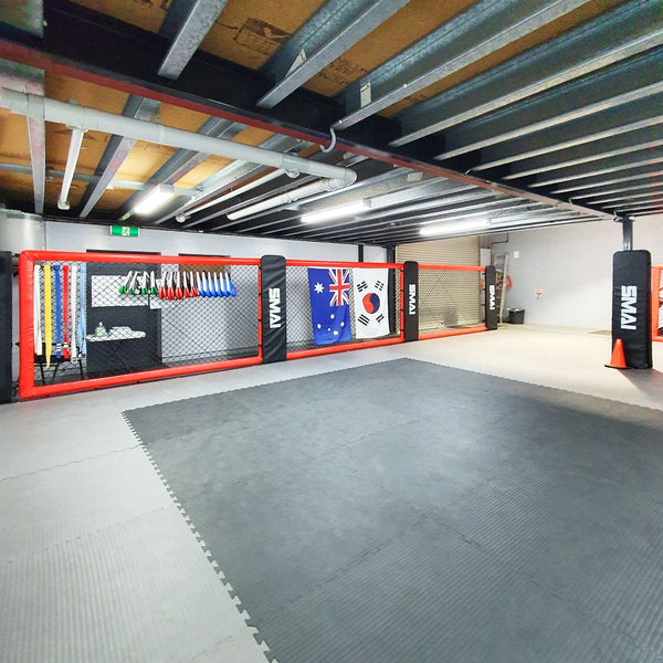 MMA Cage Panel Pack in a gym 2